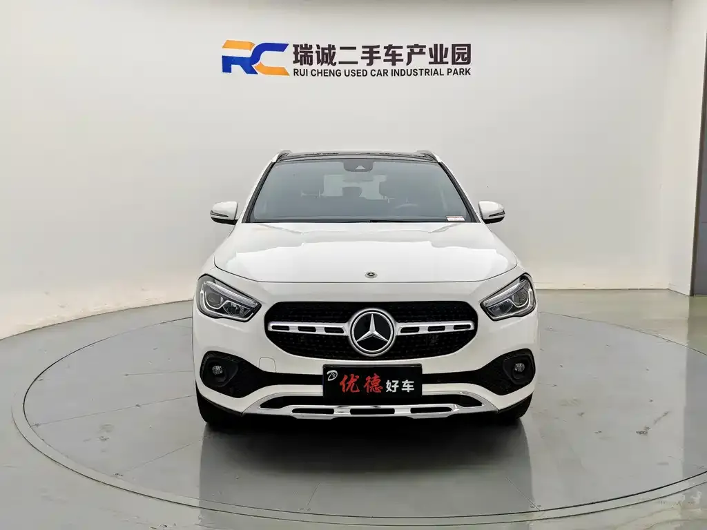 Mercedes-Benz GLA — фото 5