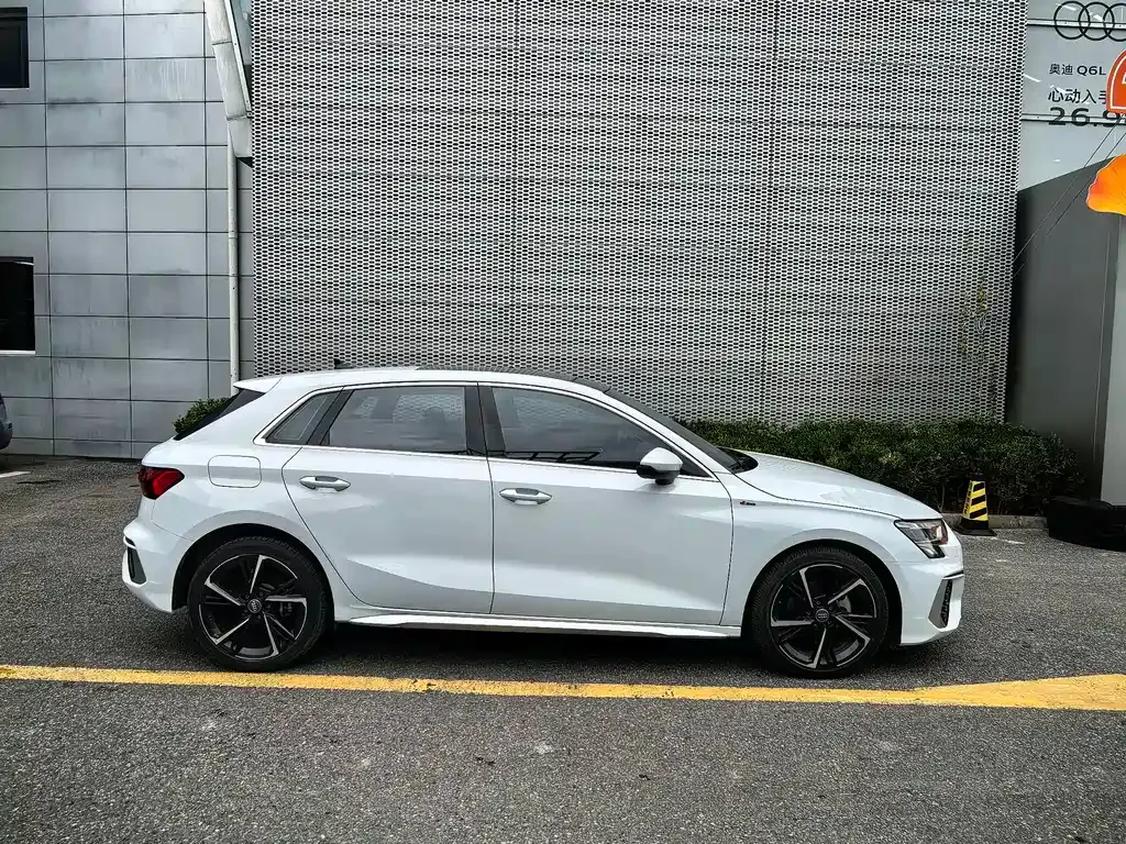 Audi A3 — фото 8