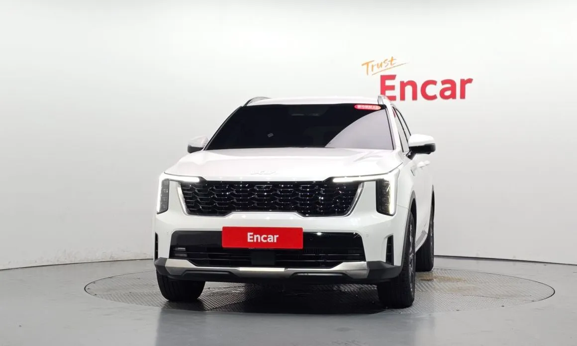 Kia Sorento — фото 7