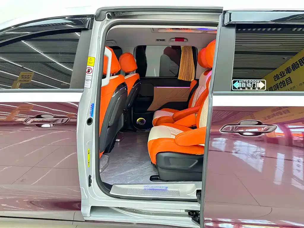Wuling Xingguang 730 New Energy — фото 9