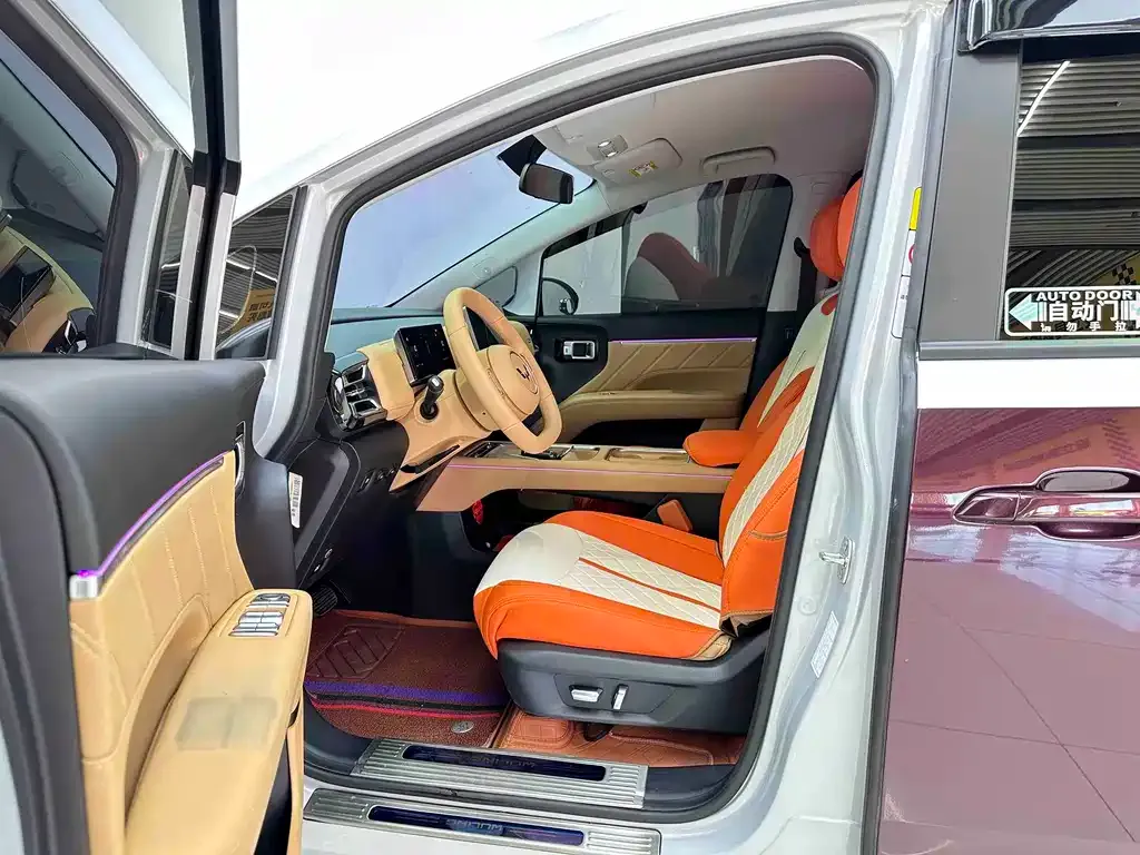Wuling Xingguang 730 New Energy — фото 10