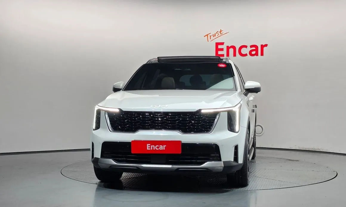 Kia Sorento — фото 10