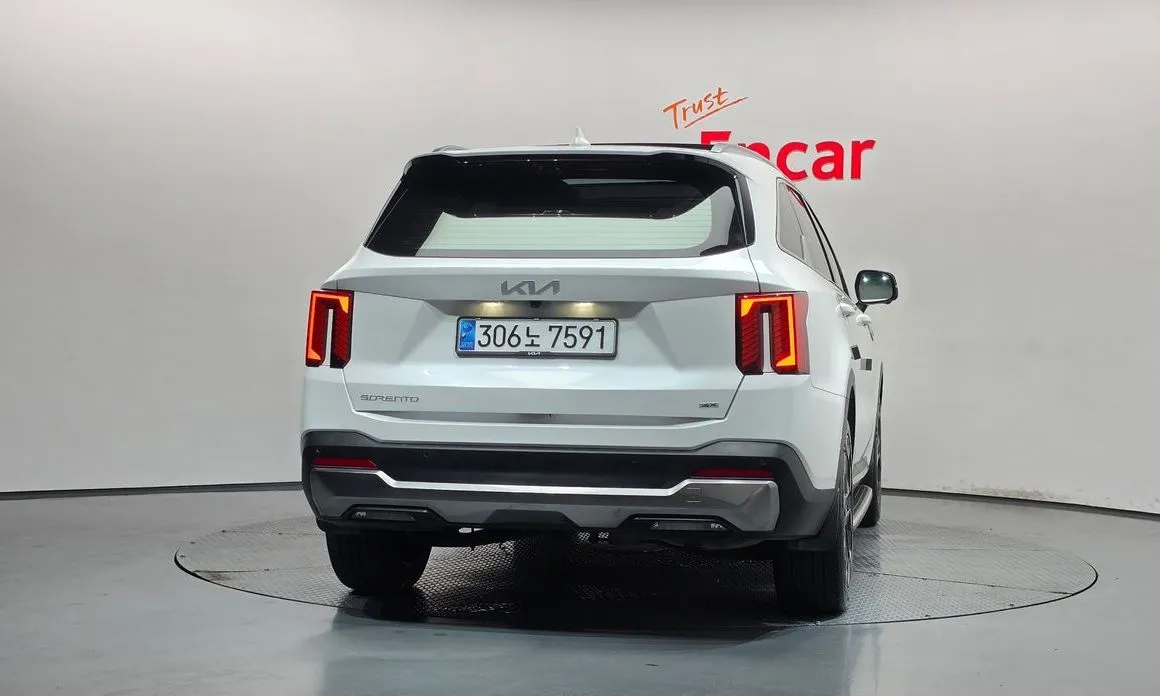 Kia Sorento — фото 6