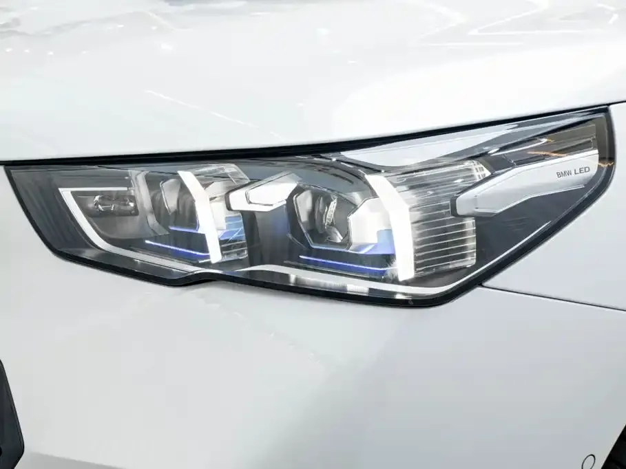 BMW 5 Series — фото 2