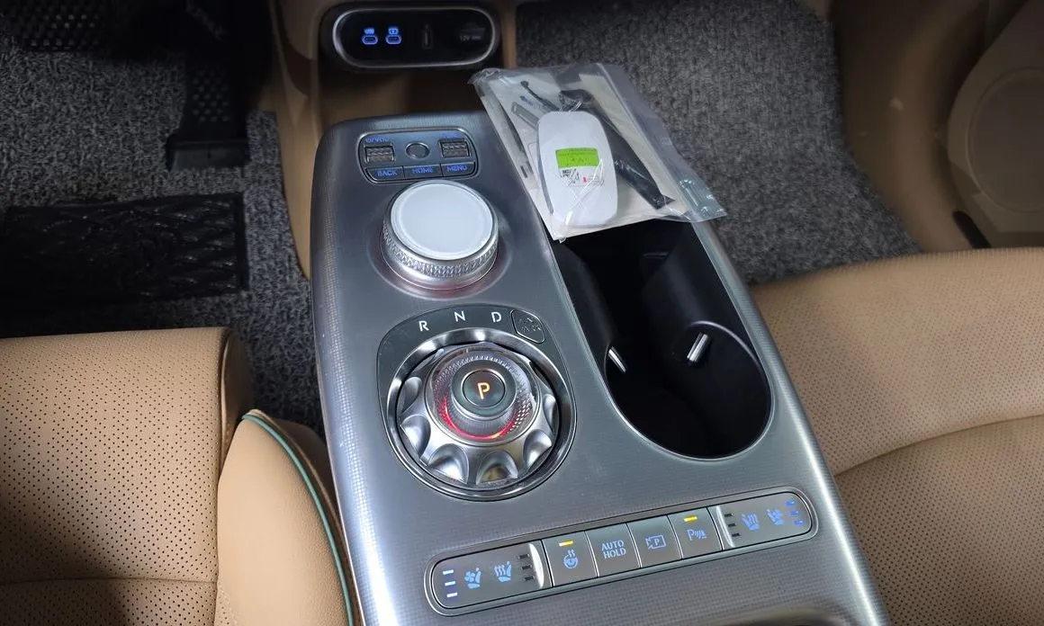 Genesis GV60 — фото 10