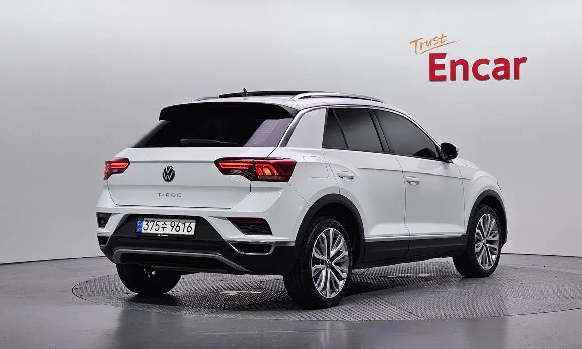 Volkswagen T-Roc — фото 4