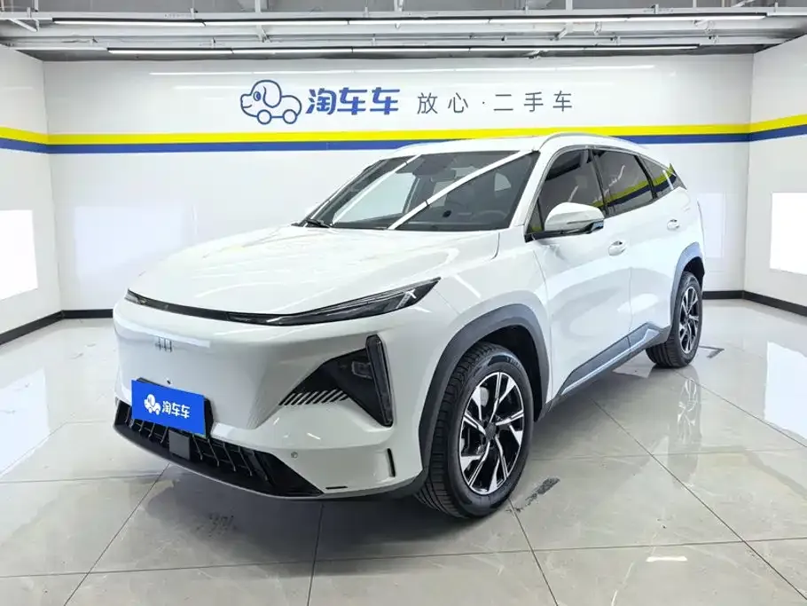Geely Galaxy L7 — фото 1