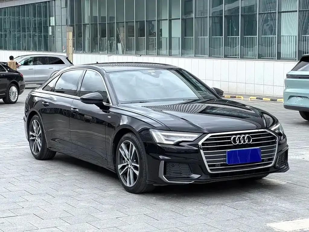 Audi A6L — фото 6