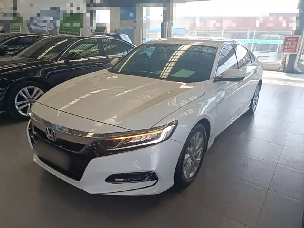 Honda Accord — фото 4