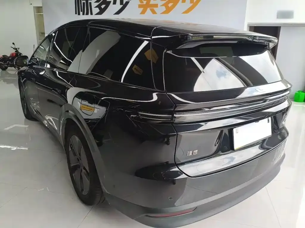 Li Auto Li i8 — фото 7