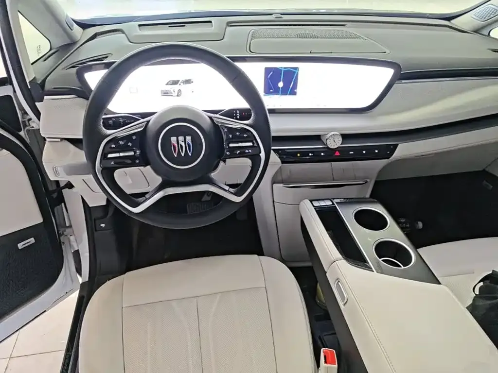 Buick GL8 Hybrid — фото 6
