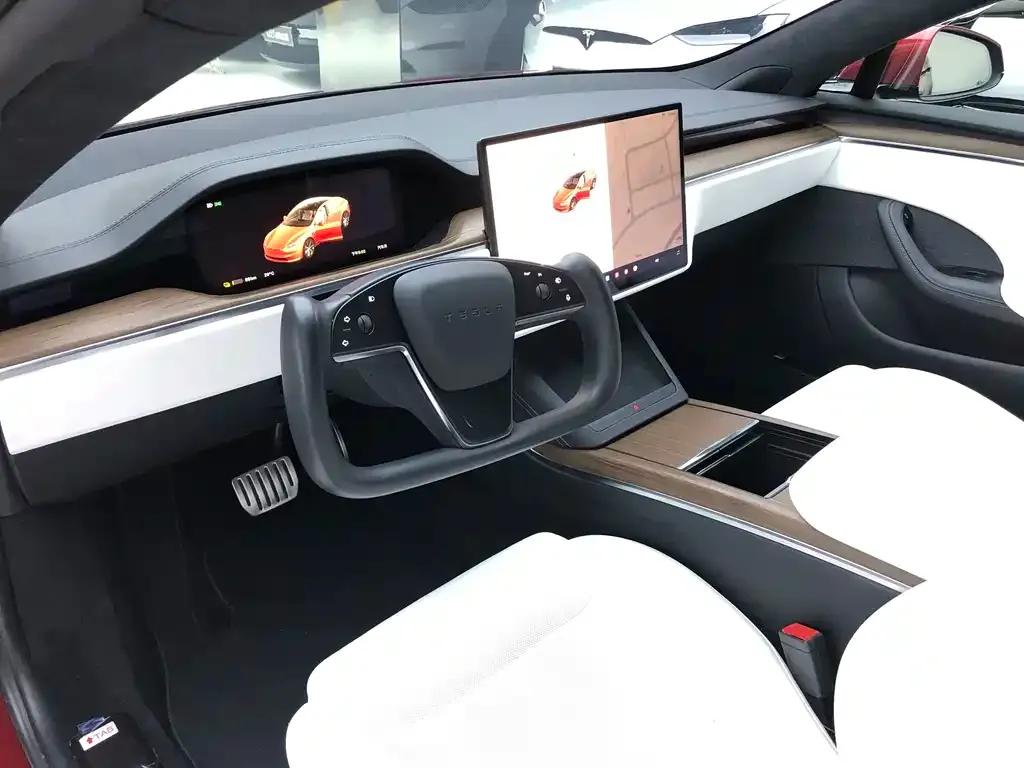 Tesla Model S — фото 3