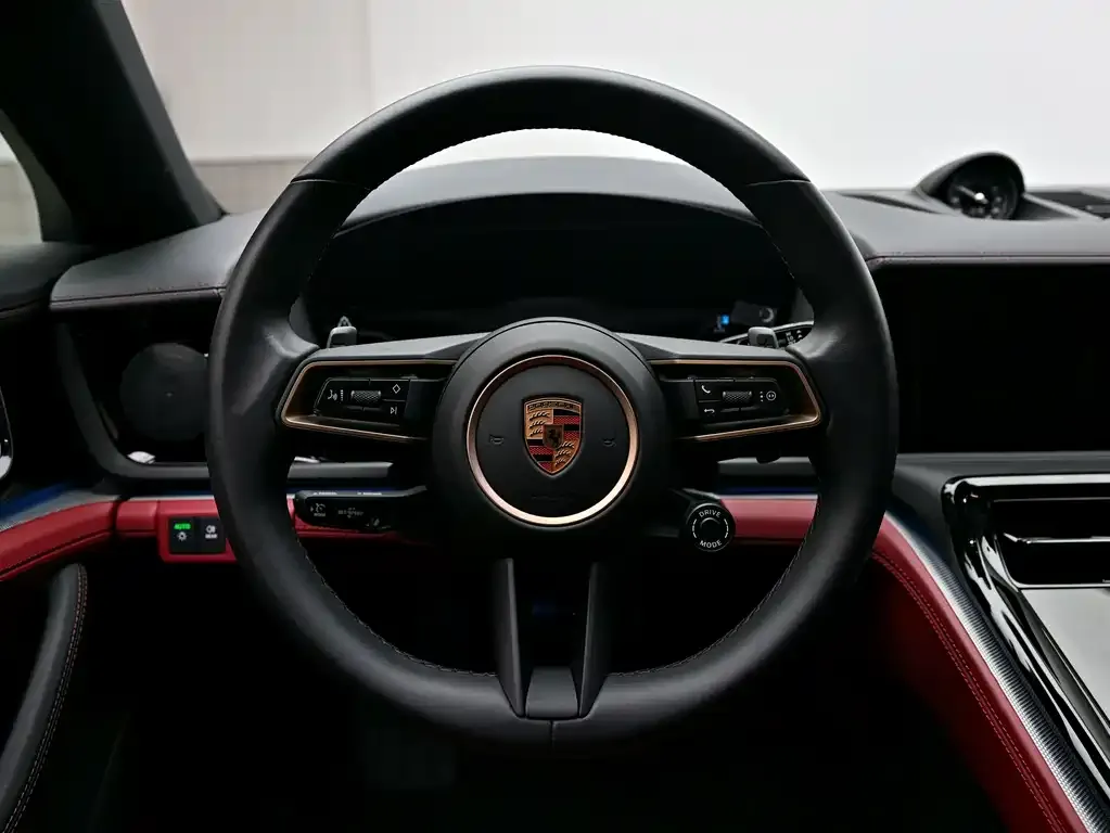 Porsche Panamera — фото 10