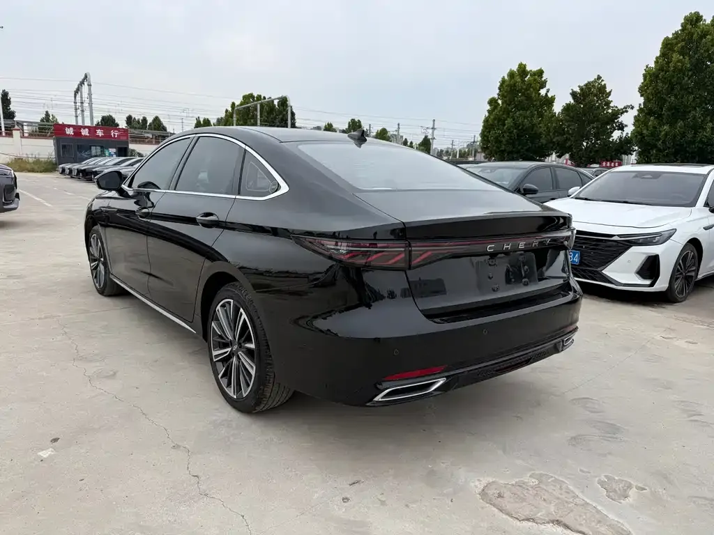 Chery Arrizo 8 PRO — фото 3