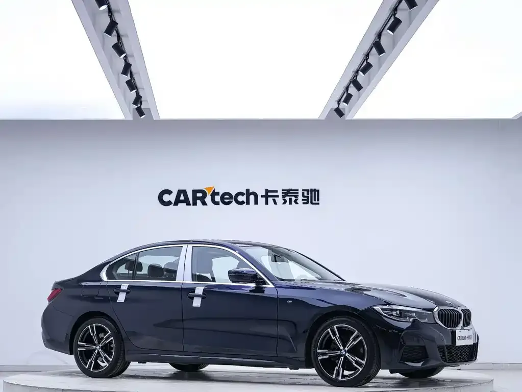 BMW 3 Series — фото 1