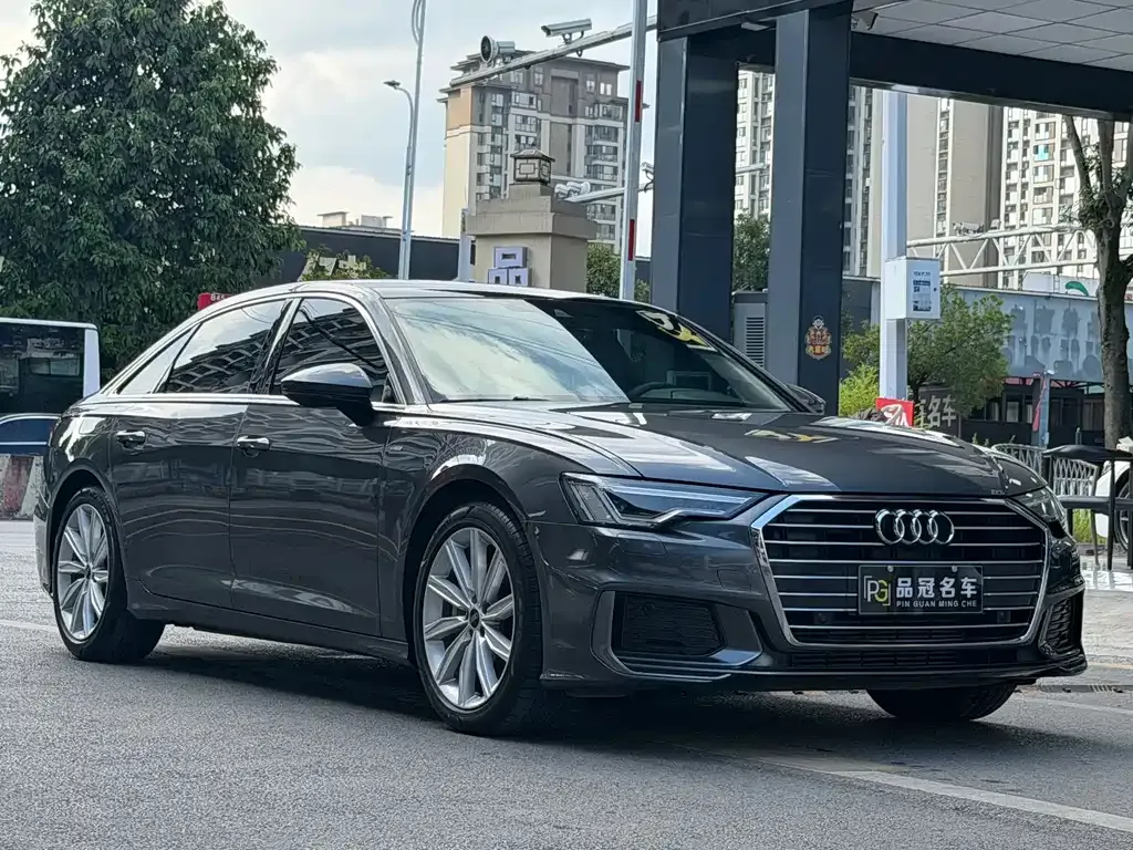 Audi A6L — фото 7