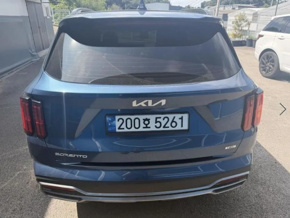 Kia Sorento — фото 4