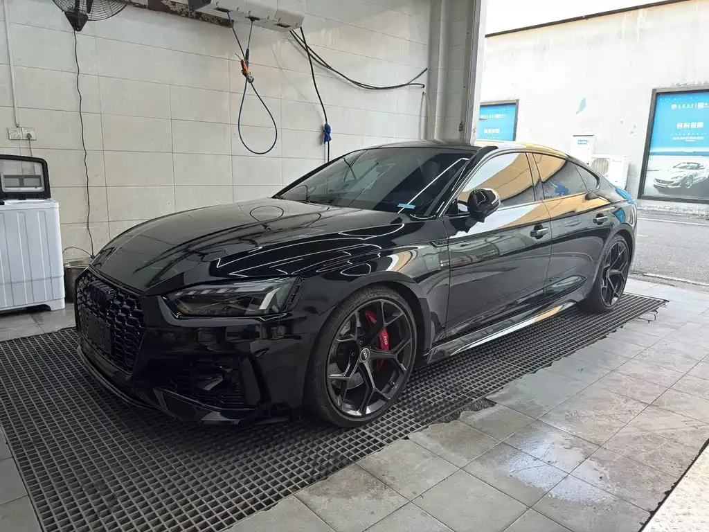 Audi RS 5 — фото 1