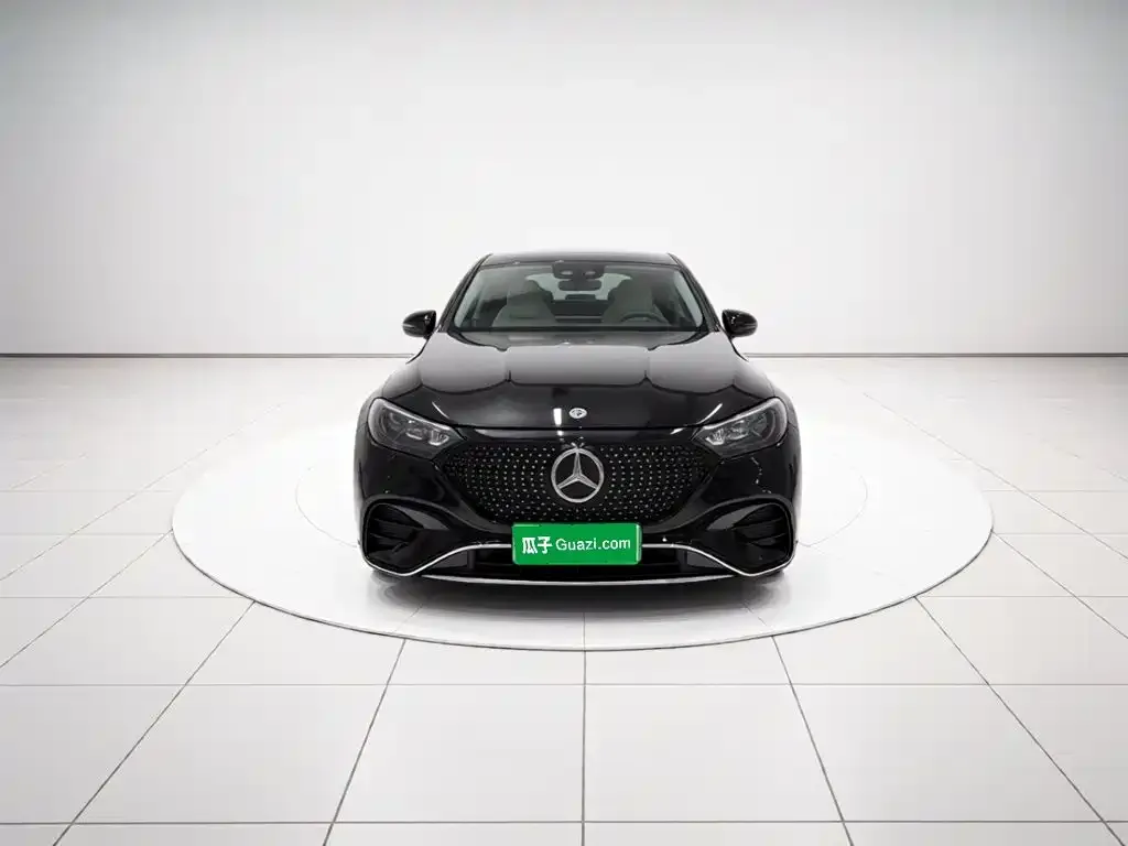 Mercedes-Benz EQE SUV — фото 2