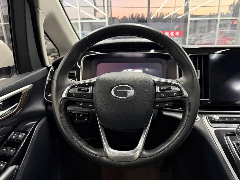 GAC Motor Trumpchi M8 — фото 8