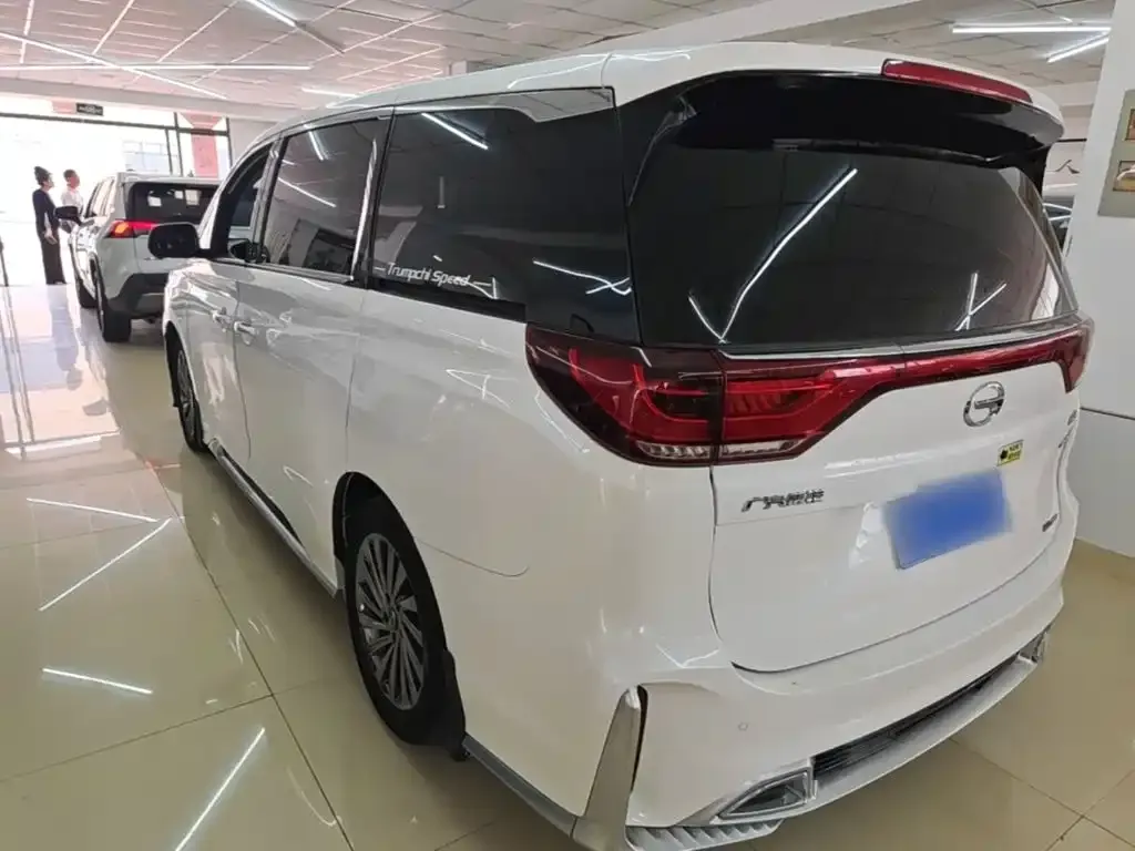 GAC Motor Trumpchi M8 — фото 8