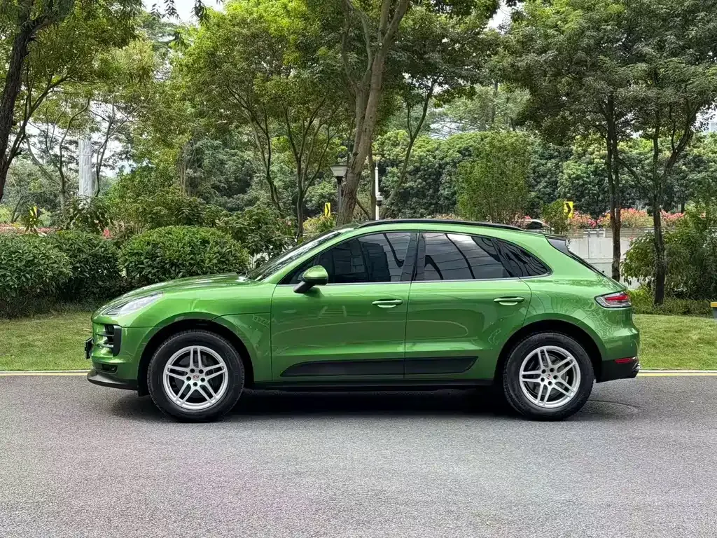 Porsche Macan — фото 9