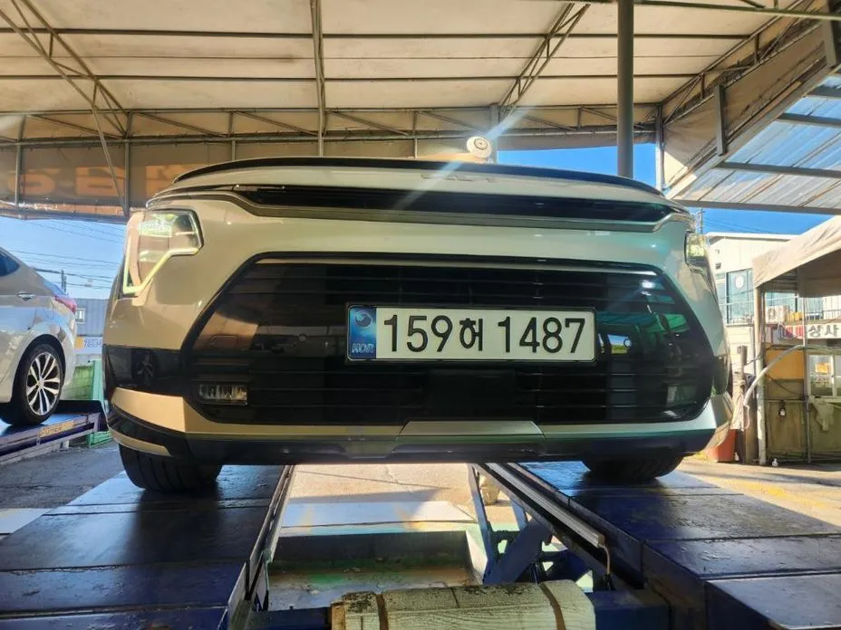 Kia Niro — фото 1