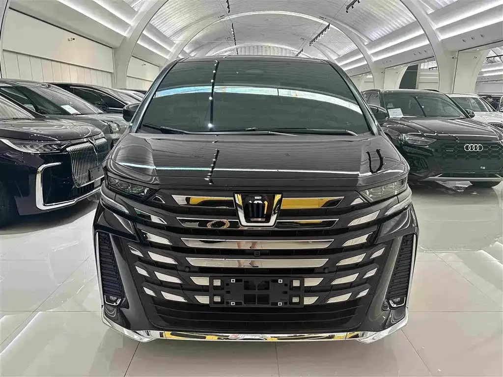 Toyota Vellfire — фото 9