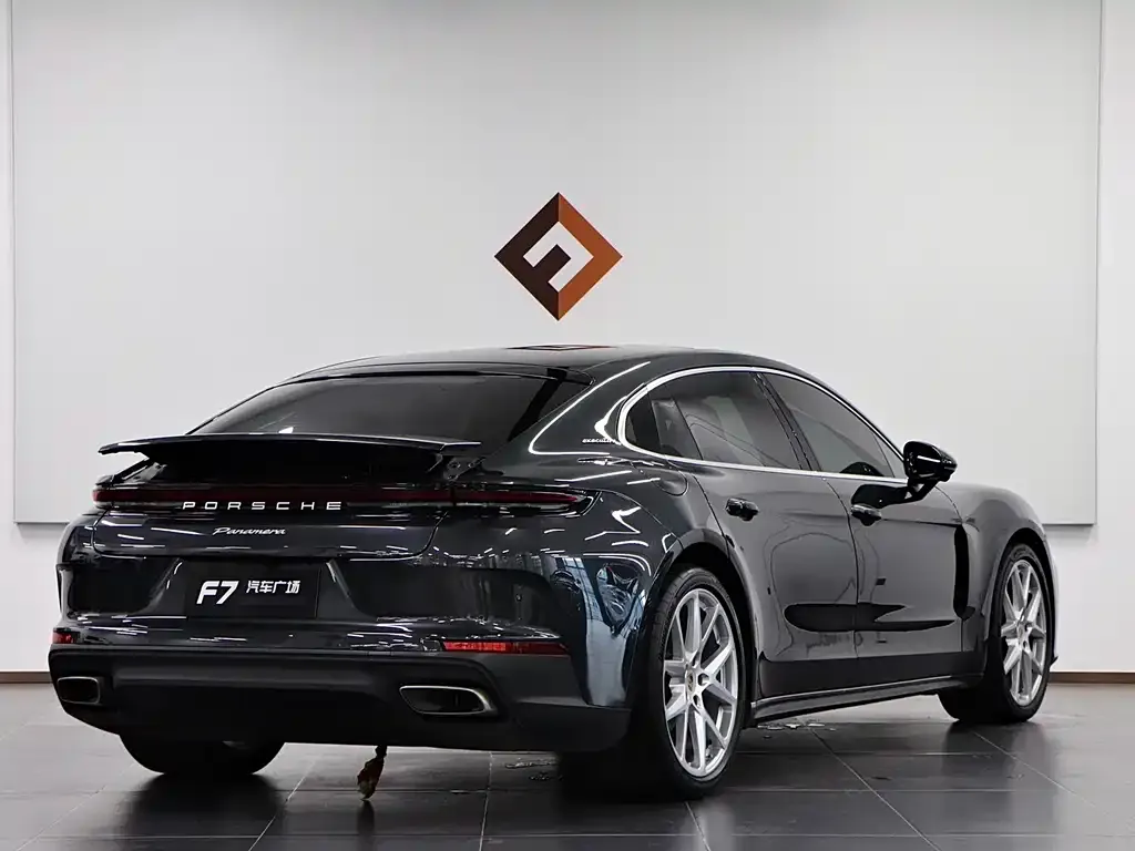Porsche Panamera — фото 4