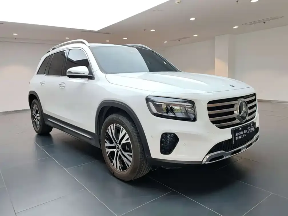 Mercedes-Benz GLB — фото 4