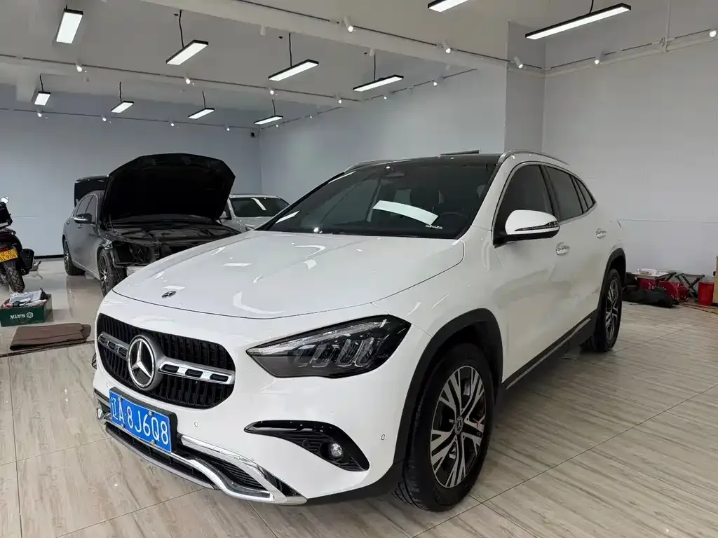 Mercedes-Benz GLA — фото 3