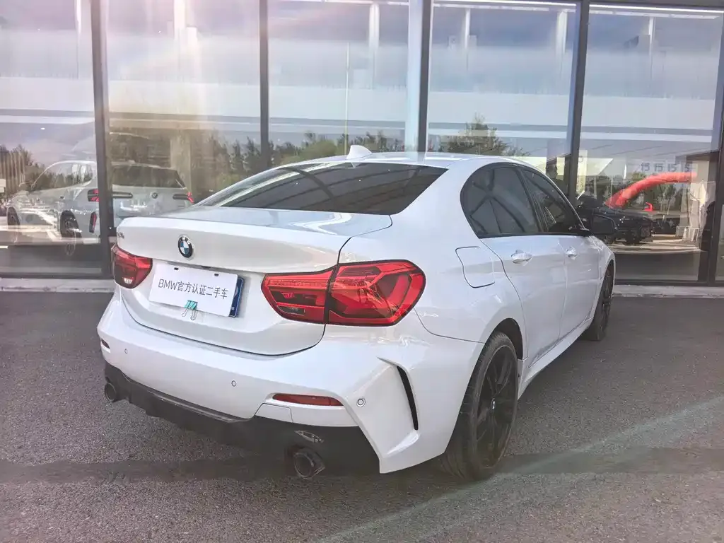 BMW 1 Series — фото 10