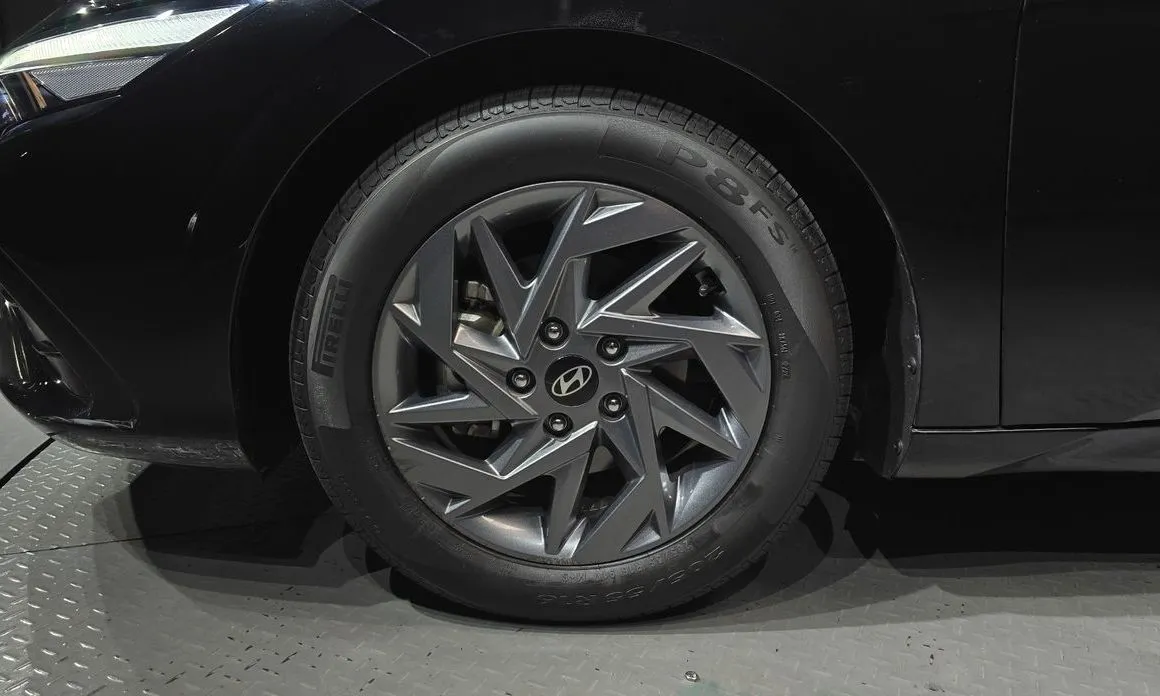 Hyundai AVANTE — фото 10