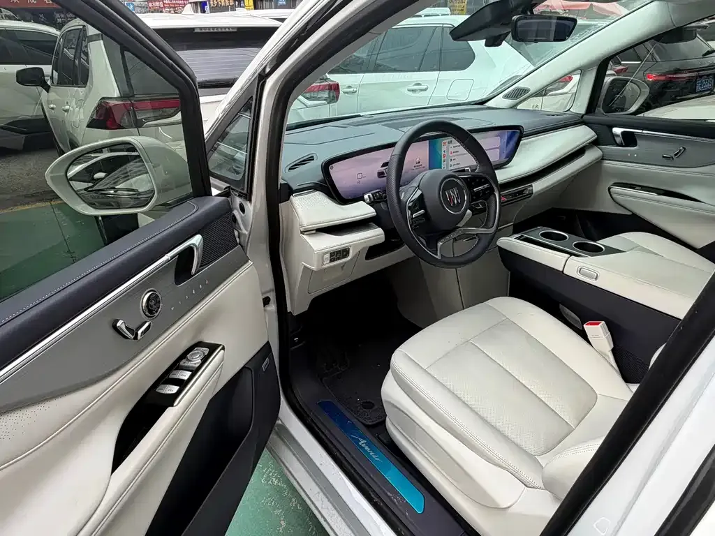 Buick GL8 Hybrid — фото 4