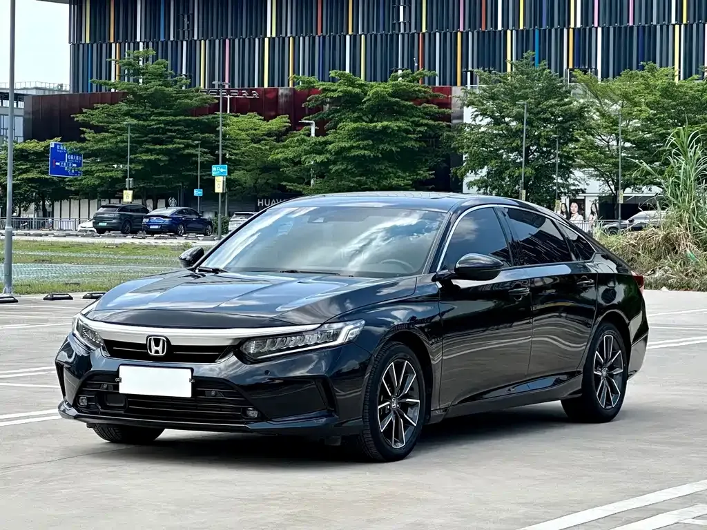 Honda Inspire — фото 1