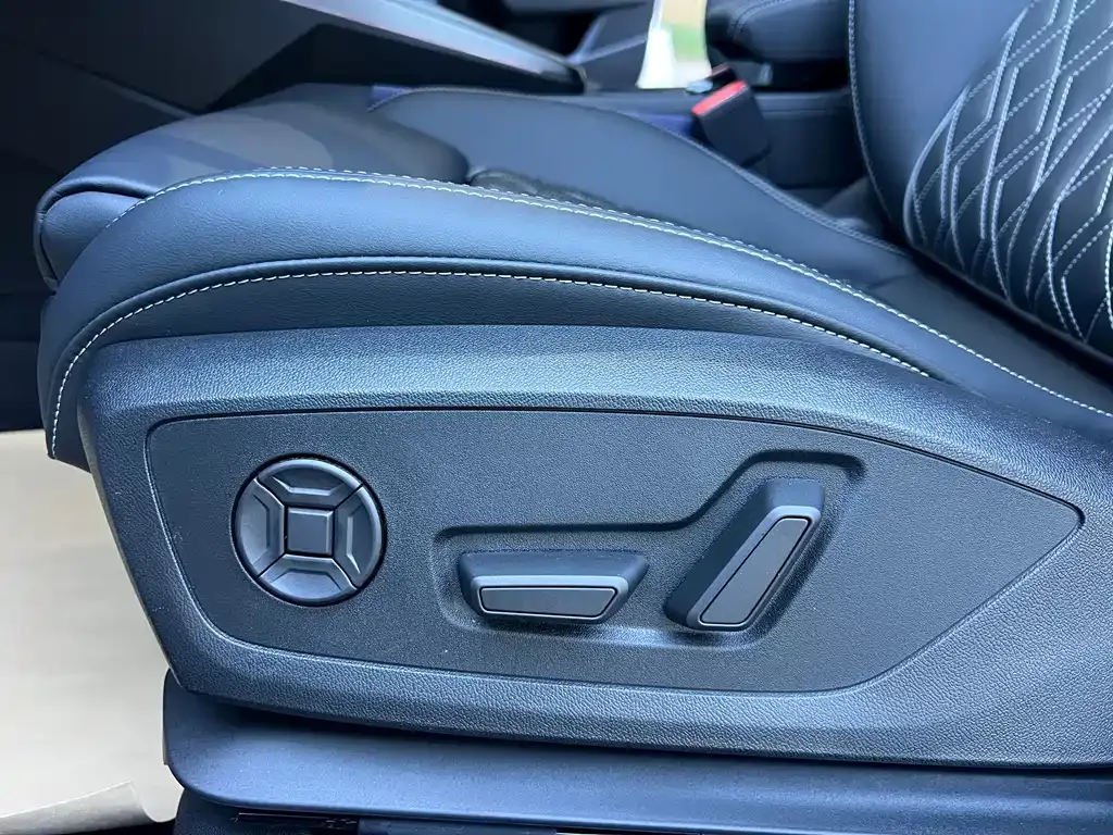 Audi A3 — фото 8