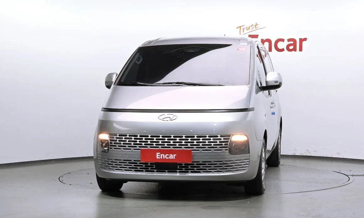 Hyundai Staria — фото 3