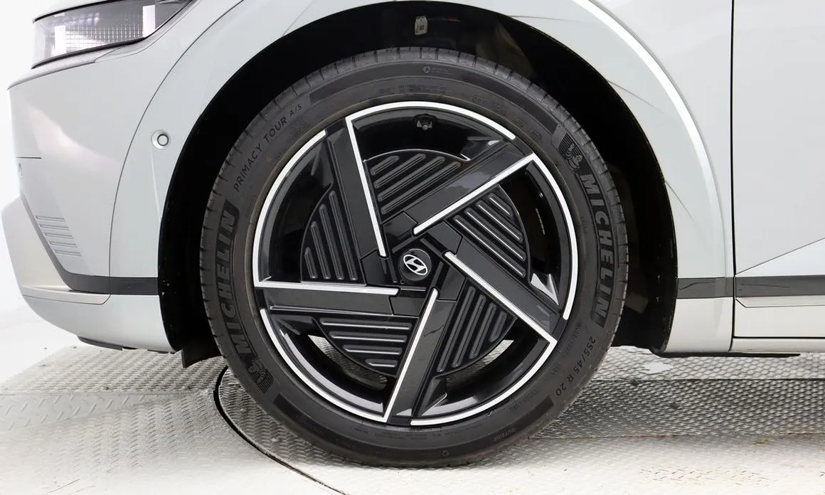 Hyundai Ioniq5 — фото 8