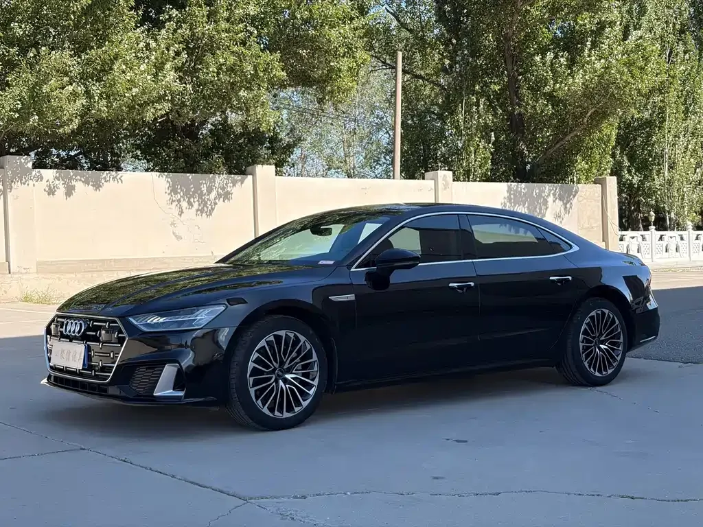 Audi A7L — фото 7