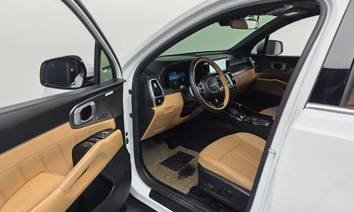 Kia Sorento — фото 4
