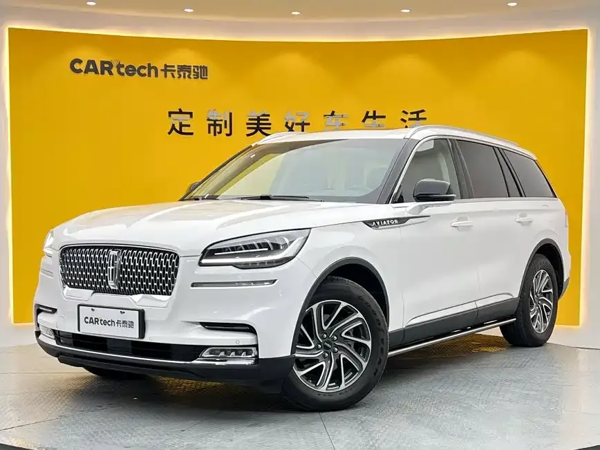 Lincoln Aviator — фото 1