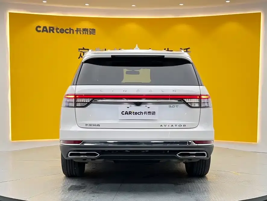 Lincoln Aviator — фото 10