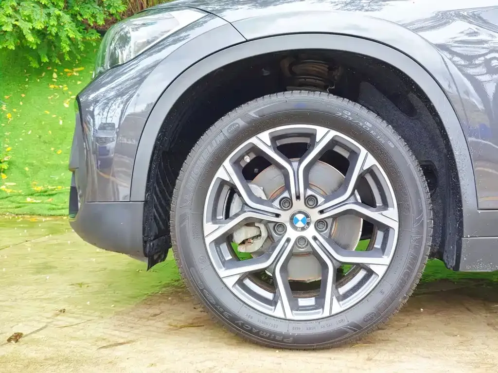 BMW X1 — фото 6