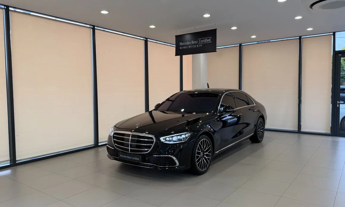 Mercedes-Benz S-Class — фото 1