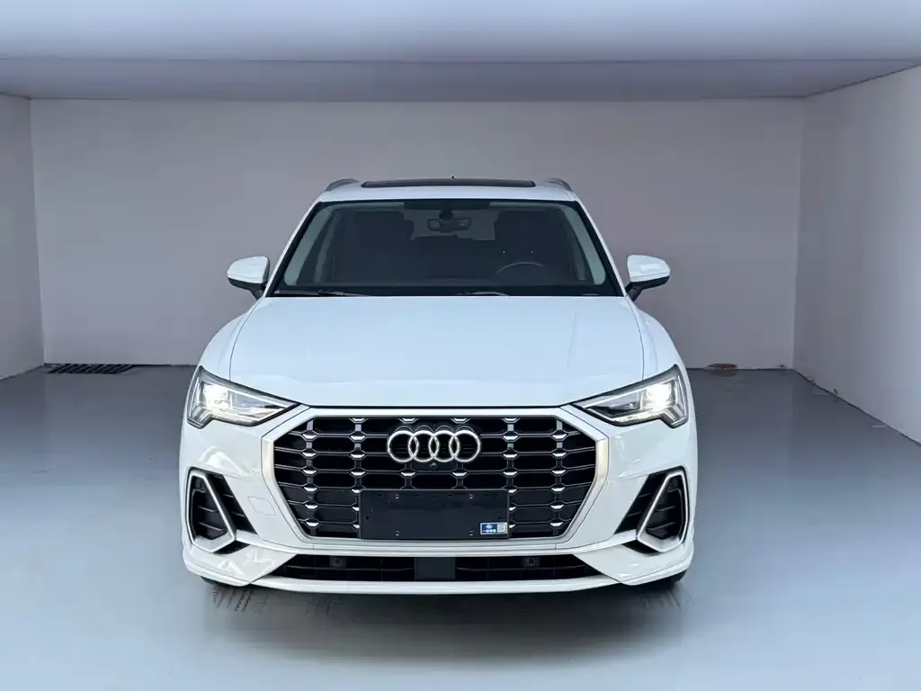 Audi Q3 — фото 6