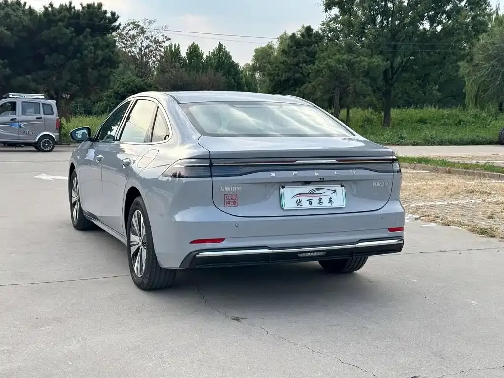 Geely Galaxy A7 EM — фото 3