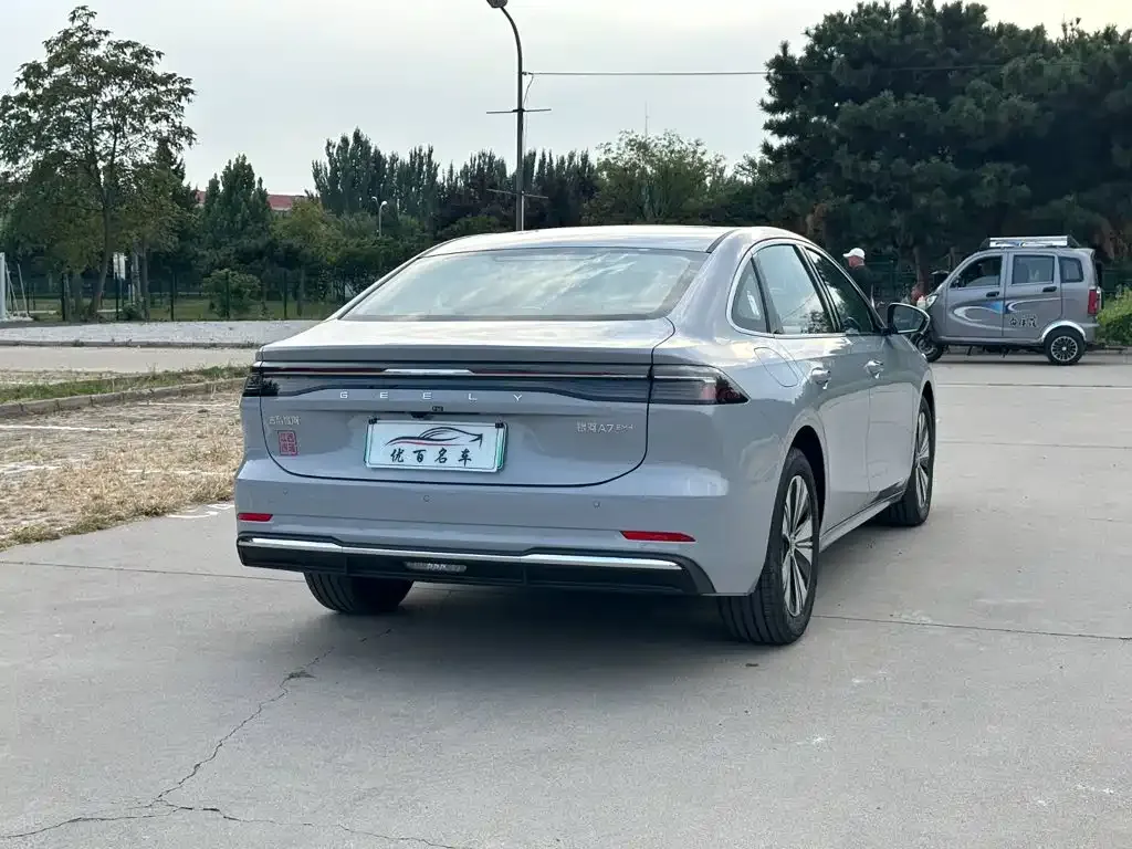Geely Galaxy A7 EM — фото 4