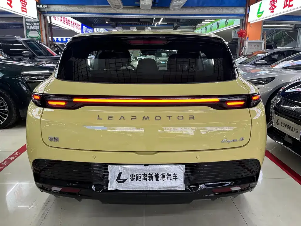 Leapmotor Leapmotor Lafa5 — фото 4