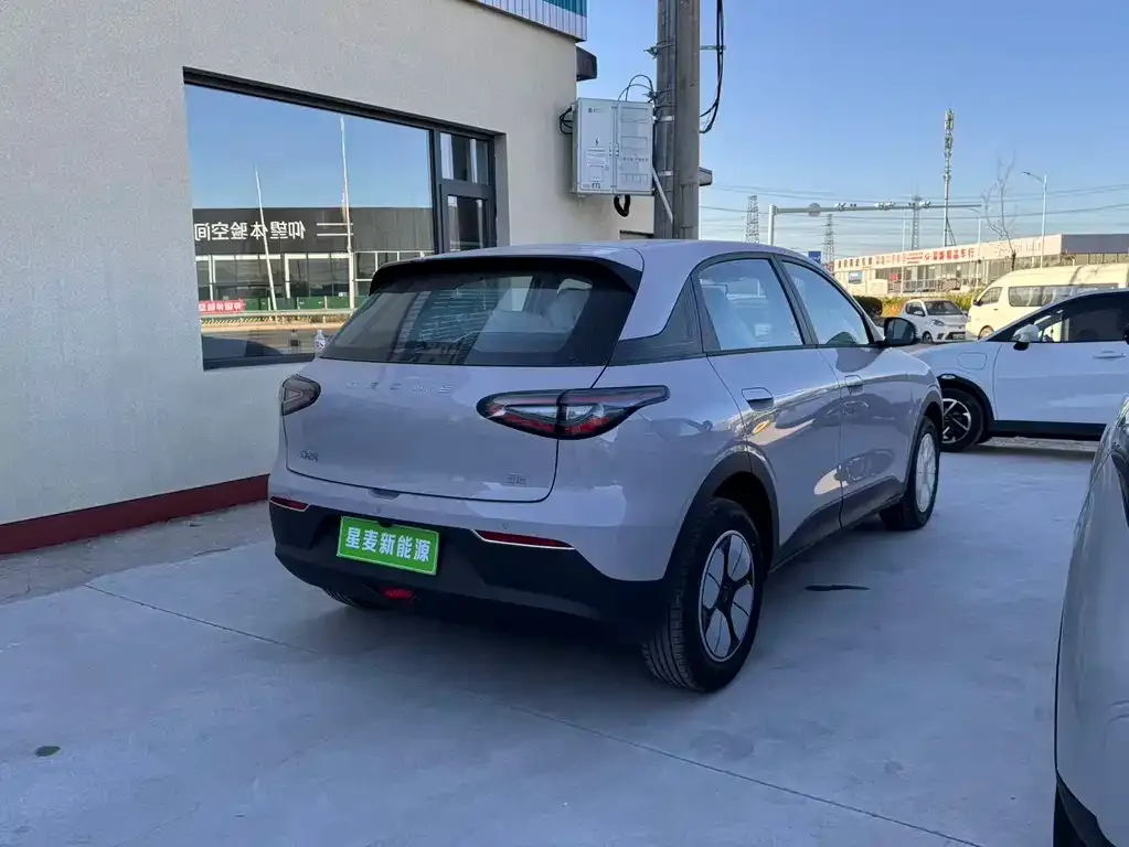 Geely Starburst — фото 4