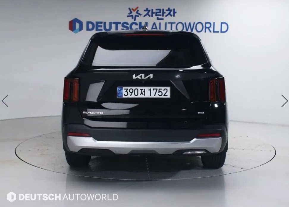 Kia Sorento — фото 7